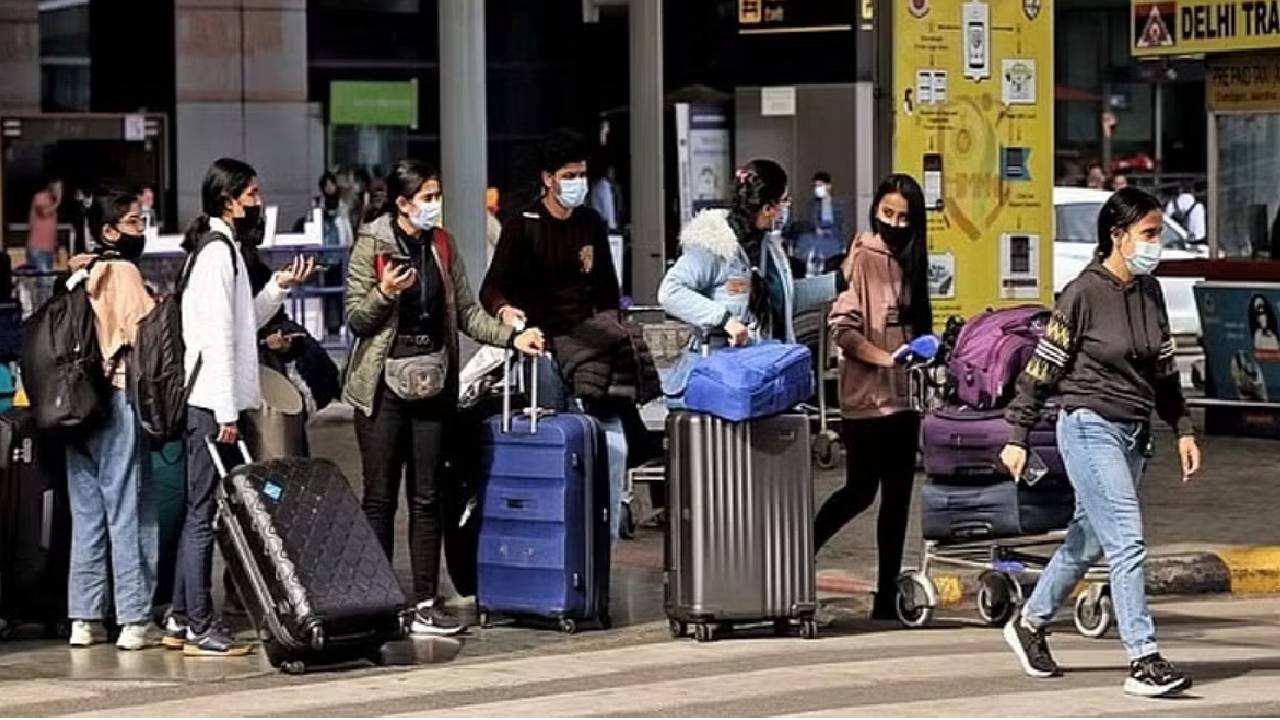 Delhi : 2018 నుండి విదేశాల్లో మరణించిన భారతీయ విద్యార్ధుల సంఖ్య 403 Delhi : 2018 నుండి విదేశాల్లో మరణించిన భారతీయ విద్యార్ధుల సంఖ్య 403