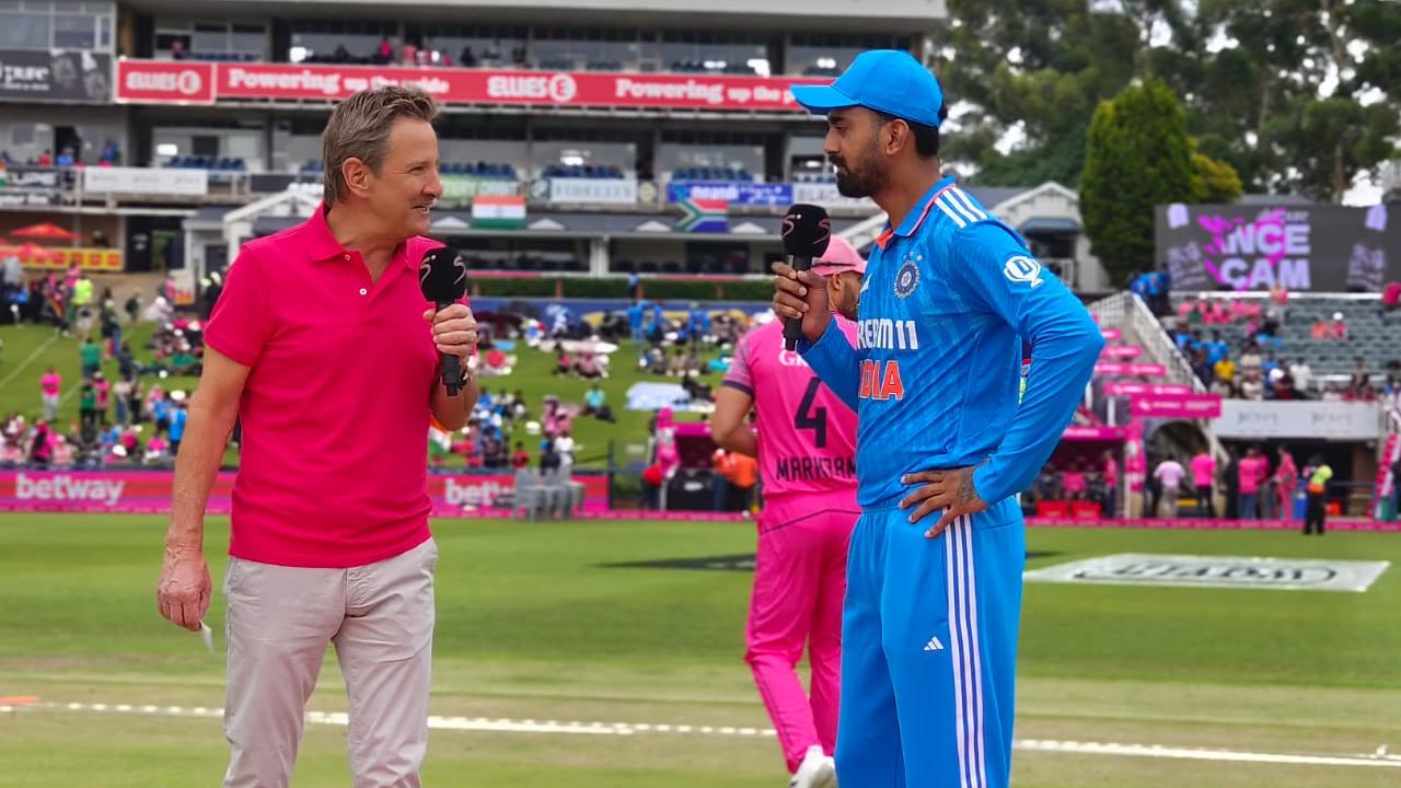 SA vs IND 1st ODI : చిత్తుగా ఓడిన దక్షిణాఫ్రికా.. మొదటి వన్డేలో భారత్ విజయం SA vs IND 1st ODI : చిత్తుగా ఓడిన దక్షిణాఫ్రికా.. మొదటి వన్డేలో భారత్ విజయం