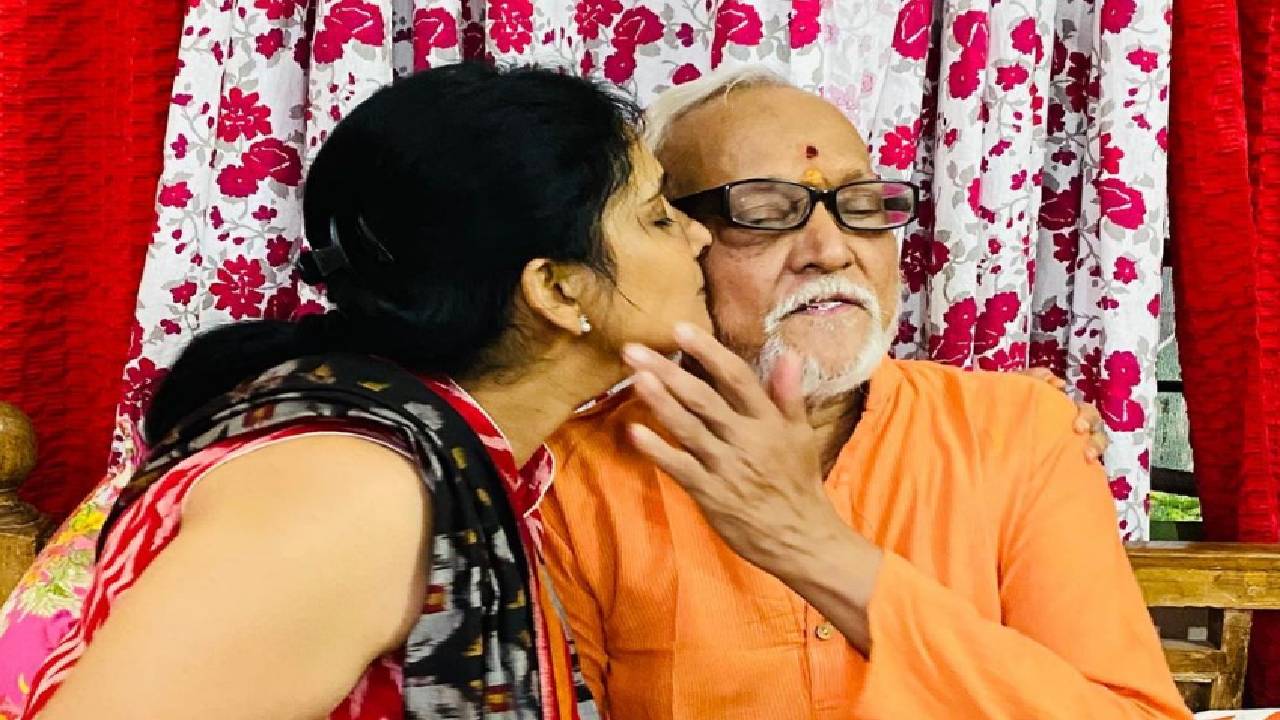 Gayatri Bhargavi : స్టార్ యాంకర్ గాయత్రీ భార్గవి ఇంట్లో విషాదం Gayatri Bhargavi : స్టార్ యాంకర్ గాయత్రీ భార్గవి ఇంట్లో విషాదం