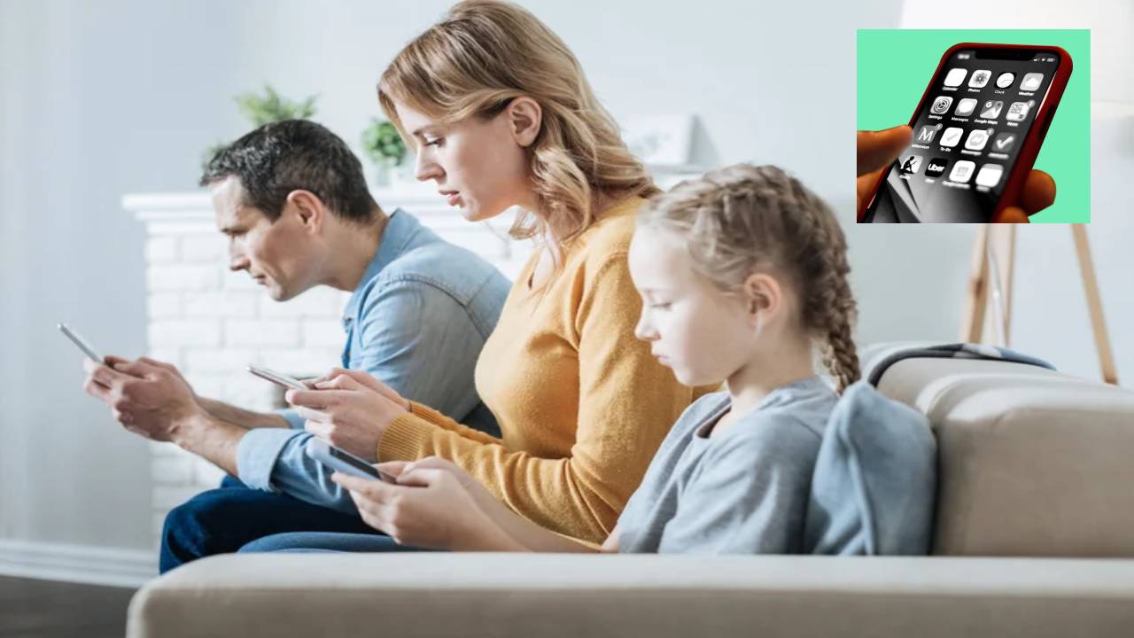 Screen Addiction : సెల్ ఫోన్ అడిక్షన్ నుండి బయటపడాలా? జస్ట్ బ్లాక్ వాల్ పేపర్ సెట్ చేసుకోండి చాలు.. Screen Addiction : సెల్ ఫోన్ అడిక్షన్ నుండి బయటపడాలా? జస్ట్ బ్లాక్ వాల్ పేపర్ సెట్ చేసుకోండి చాలు..