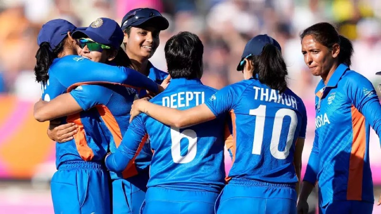 IND vs AUS : ఆస్ట్రేలియాతో వన్డే, టీ20 సిరీస్.. భారత మహిళల జట్లు ఇవే.. IND vs AUS : ఆస్ట్రేలియాతో వన్డే, టీ20 సిరీస్.. భారత మహిళల జట్లు ఇవే..