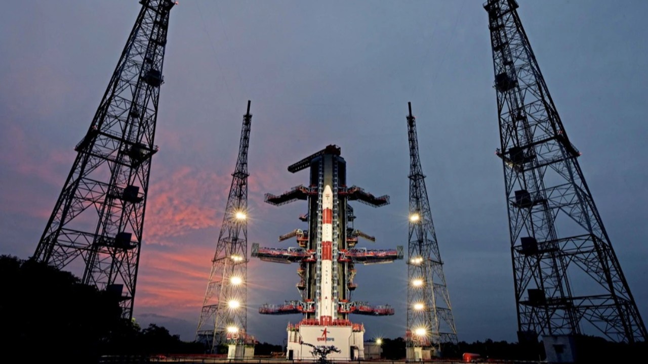 PSLV-C58: కొత్త సంవత్సరంలో మరింత ఉత్సాహంగా.. మరో ప్రయోగానికి సిద్ధమైన ఇస్రో.. కౌంట్డౌన్ షురూ PSLV-C58: కొత్త సంవత్సరంలో మరింత ఉత్సాహంగా.. మరో ప్రయోగానికి సిద్ధమైన ఇస్రో.. కౌంట్డౌన్ షురూ