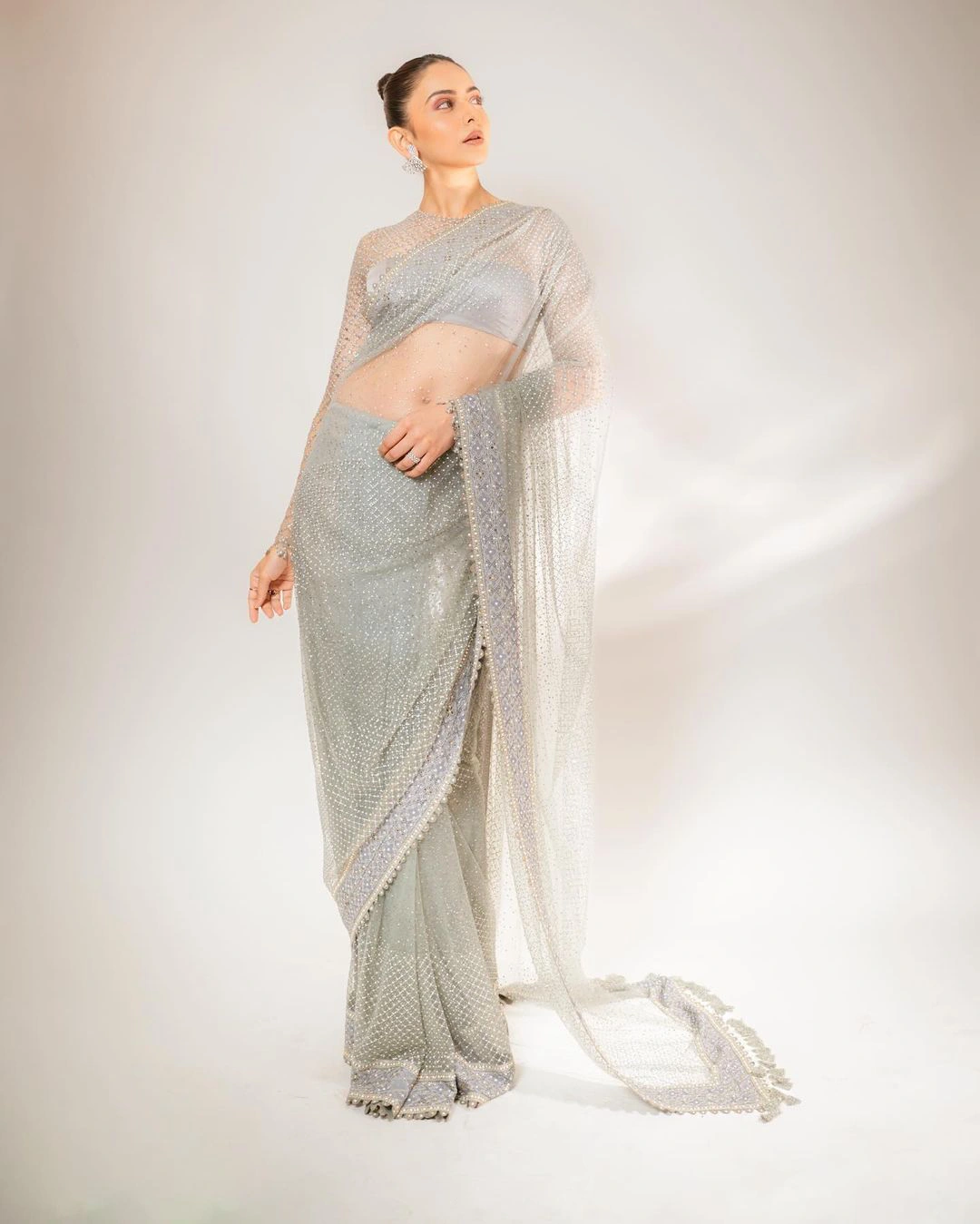 Rakul Preet Singh Shares Her Latest Saree Photos In Instagram