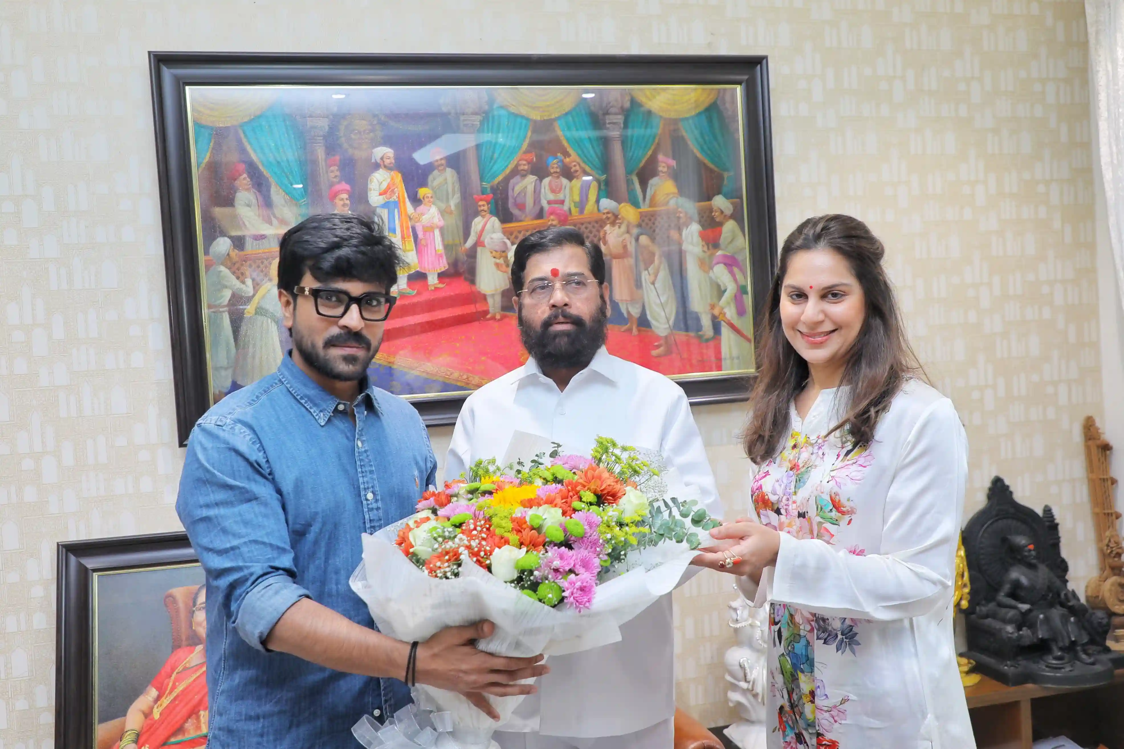 Ram Charan and Upasana meets Maharashtra CM Eknath Shinde in Mumbai