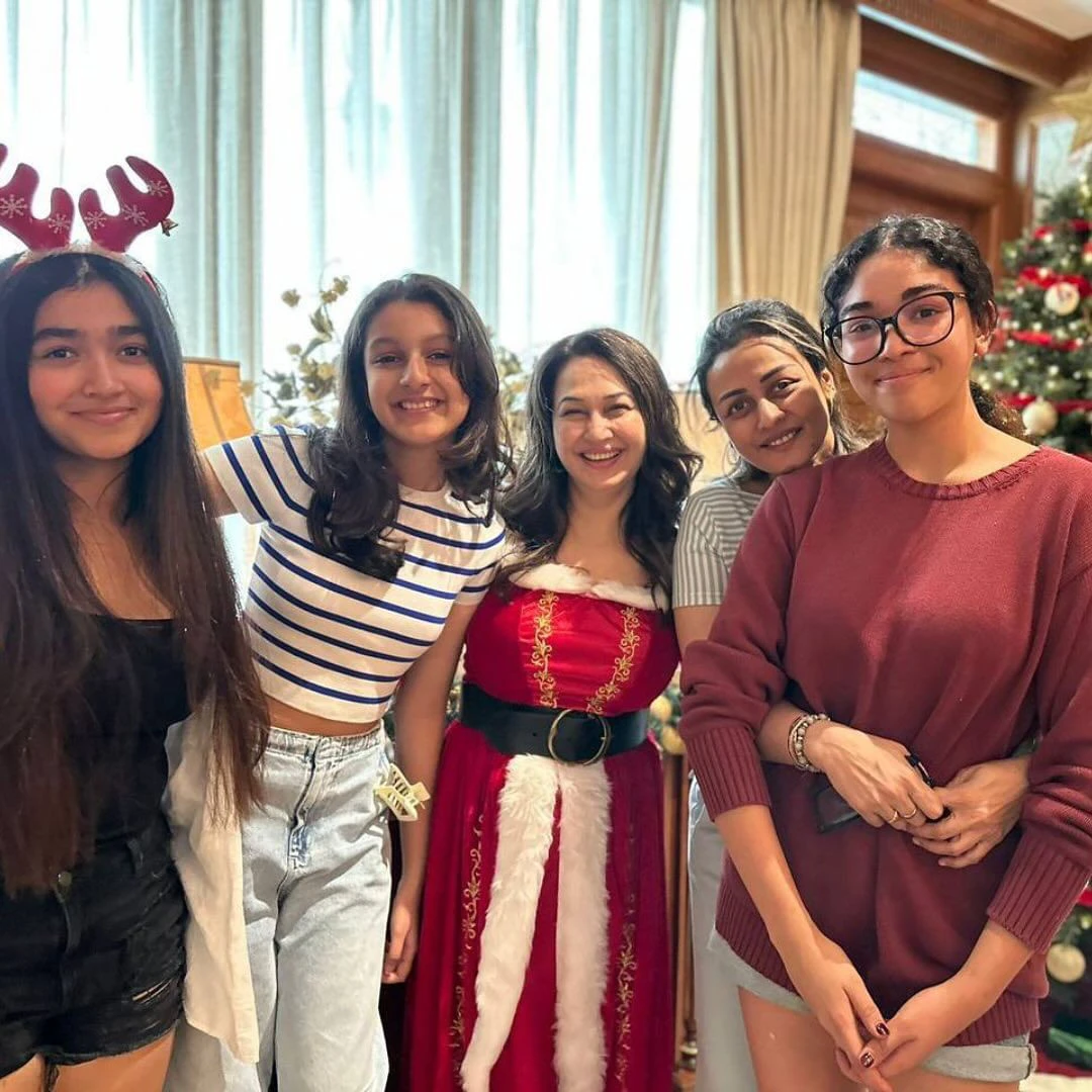 Sitara Ghattamaneni Christmas Celebrations with Friends