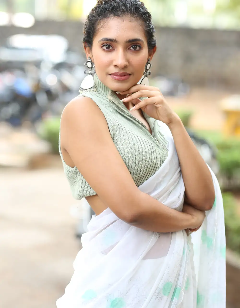 Tollywood Actress Gnaneswari Kandregula saree photos