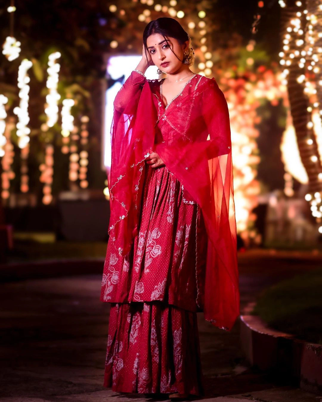 Tollywood Heroine Meera Jasmine Mesmerizing Looks photos