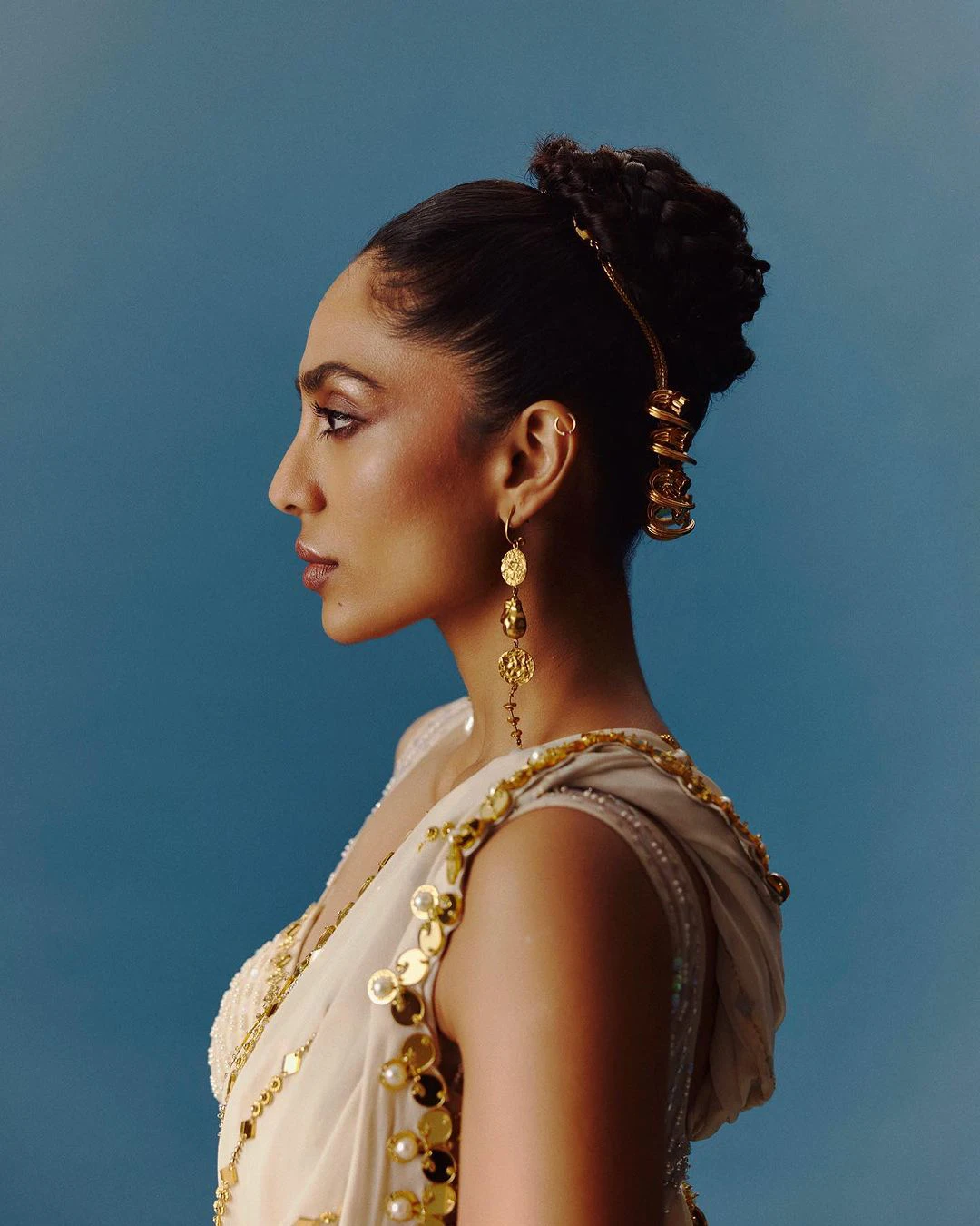 Tollywood Heroine Sobhita Dhulipala latest photoshoot in magazine