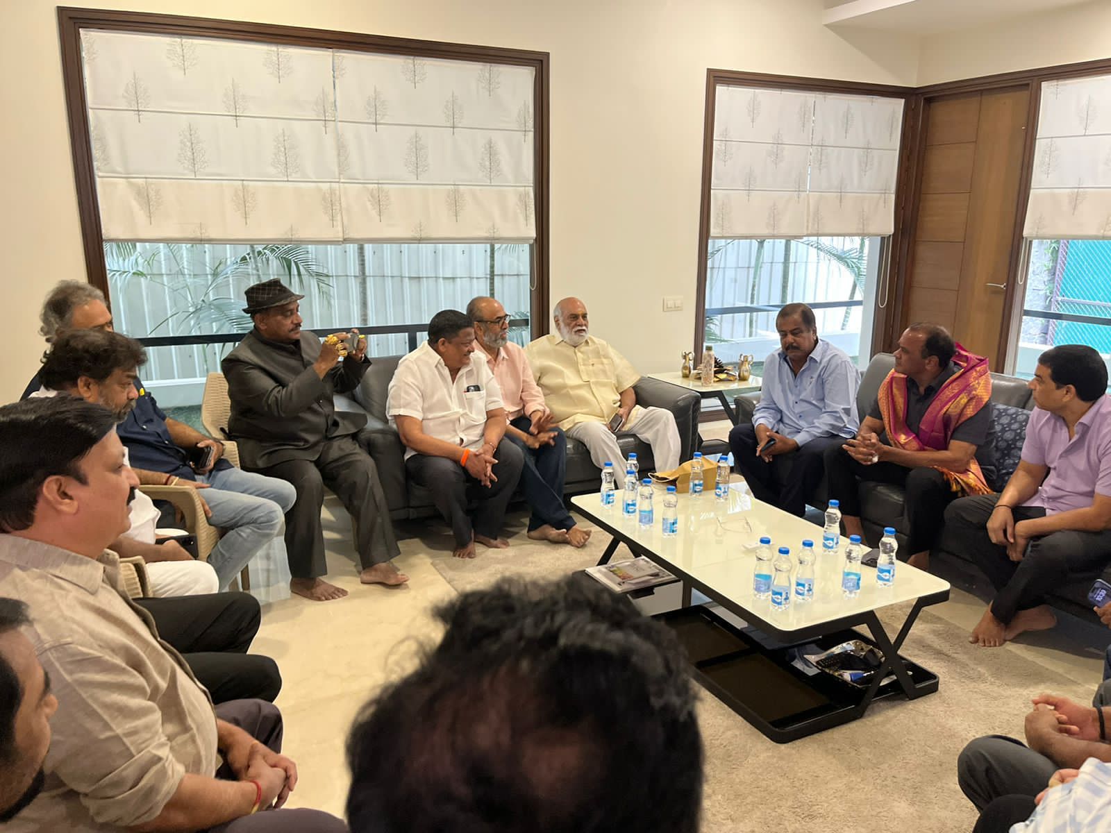 Tollywood Producers met Telangana new Cinematography Minister Komatireddy Venkat Reddy
