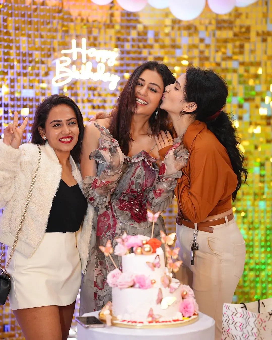 Tollywood heroine Payal Rajput birthday celebration photos