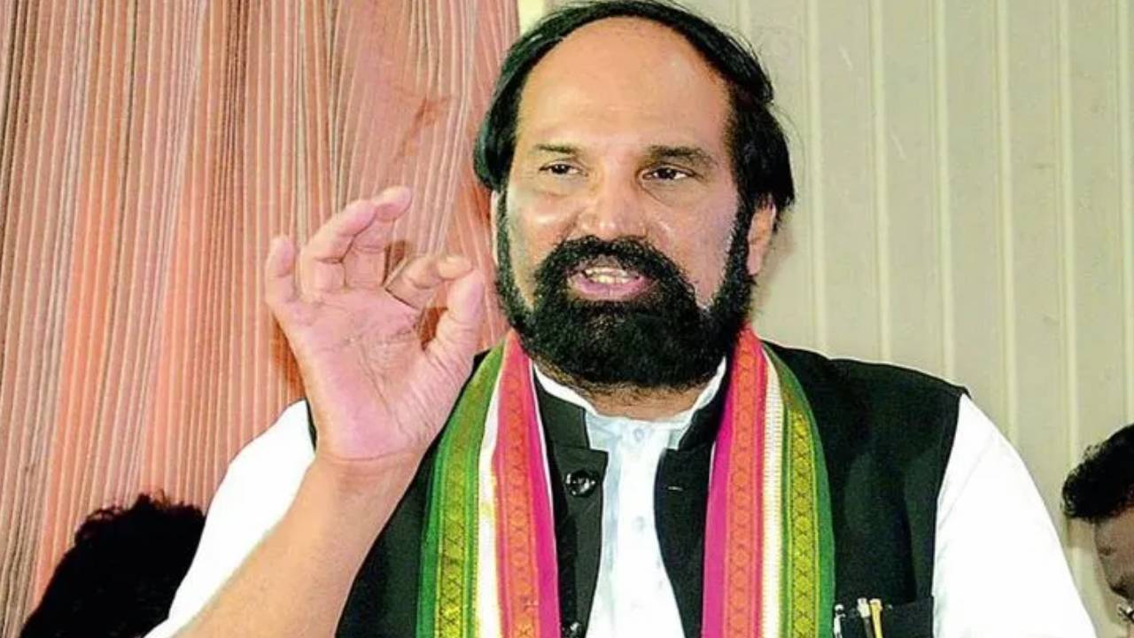 Uttam Kumar Reddy : బీఆర్ఎస్ ప్రభుత్వంపై ప్రజలు అసంతృప్తితో ఉన్నారనడానికి ఫలితాలు నిదర్శనం : ఉత్తమ్ Uttam Kumar Reddy : బీఆర్ఎస్ ప్రభుత్వంపై ప్రజలు అసంతృప్తితో ఉన్నారనడానికి ఫలితాలు నిదర్శనం : ఉత్తమ్