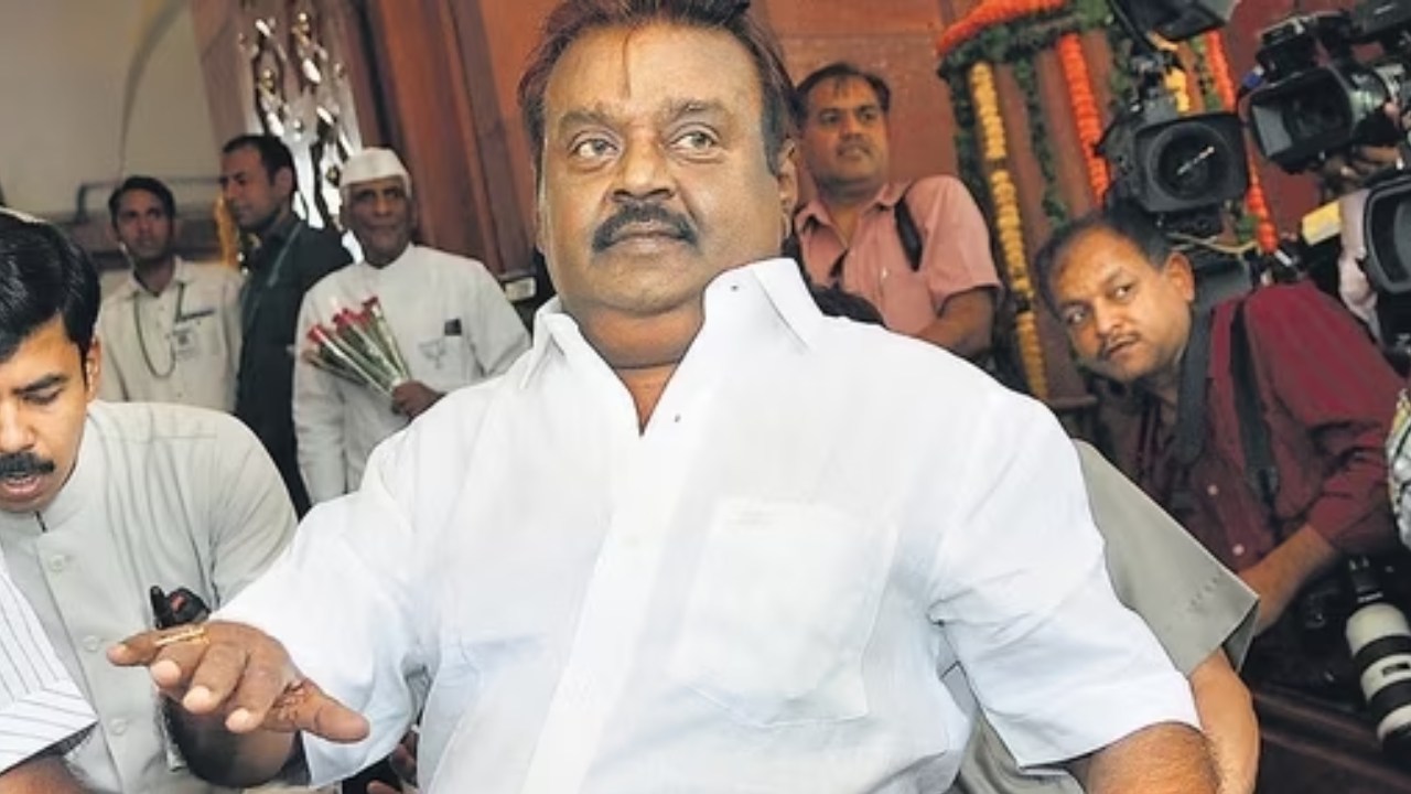 DMDK Founder Vijayakanth passes away : విజయ్కాంత్ తమిళనాడు అసెంబ్లీ ఎన్నికల్లో ఎన్నిసార్లు పోటీ చేశారు.. ఎన్నిసార్లు గెలుపొందారో తెలుసా? DMDK Founder Vijayakanth passes away : విజయ్కాంత్ తమిళనాడు అసెంబ్లీ ఎన్నికల్లో ఎన్నిసార్లు పోటీ చేశారు.. ఎన్నిసార్లు గెలుపొందారో తెలుసా?