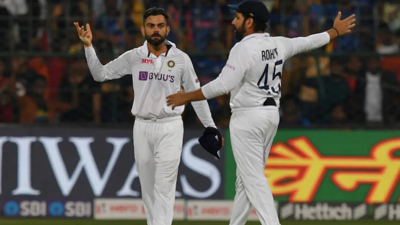 Virat Kohli : విరాట్ కోహ్లీ మరో ఘనత.. రోహిత్ శర్మను అధిగమించి నంబర్ 1 స్థానానికి Virat Kohli : విరాట్ కోహ్లీ మరో ఘనత.. రోహిత్ శర్మను అధిగమించి నంబర్ 1 స్థానానికి