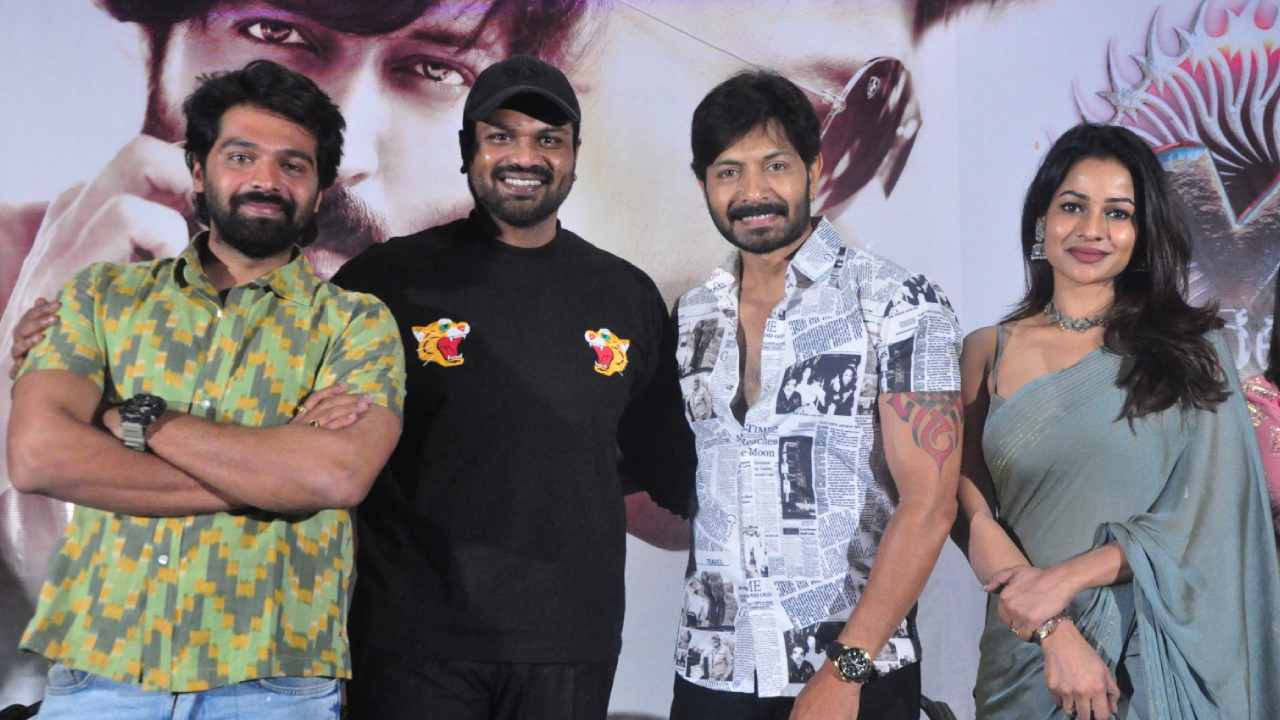 Kaushal Manda : నా ఆర్మీ కోసమే హీరో అయ్యాను.. బిగ్బాస్ విన్నర్ కౌశల్ హీరోగా ‘రైట్’ మూవీ.. మంచు మనోజ్ గెస్ట్ గా.. Kaushal Manda : నా ఆర్మీ కోసమే హీరో అయ్యాను.. బిగ్బాస్ విన్నర్ కౌశల్ హీరోగా ‘రైట్’ మూవీ.. మంచు మనోజ్ గెస్ట్ గా..