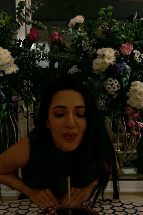Neha Shetty Celebrated her Birthday with Family and Shares Photos 