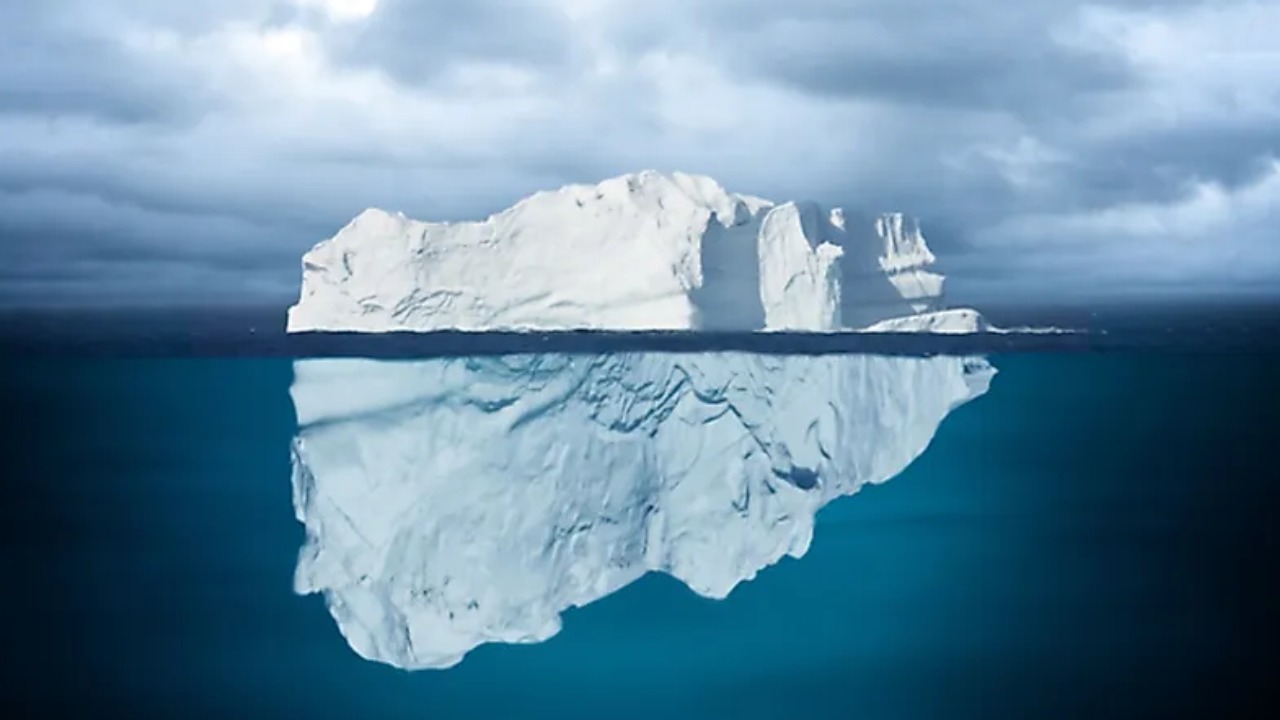 World Largest Iceberg : కదులుతున్న ప్రపంచంలోనే అతిపెద్ద మంచుకొండ World Largest Iceberg : కదులుతున్న ప్రపంచంలోనే అతిపెద్ద మంచుకొండ