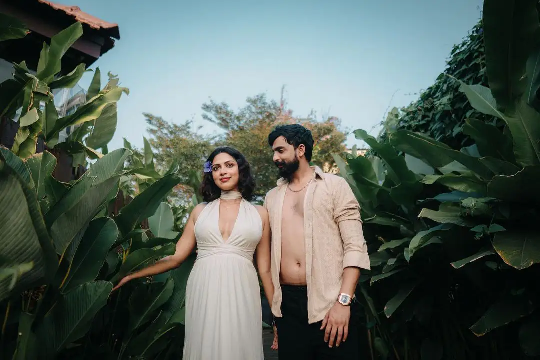 Amala Paul Baby Bump Photo Shoot with Husband