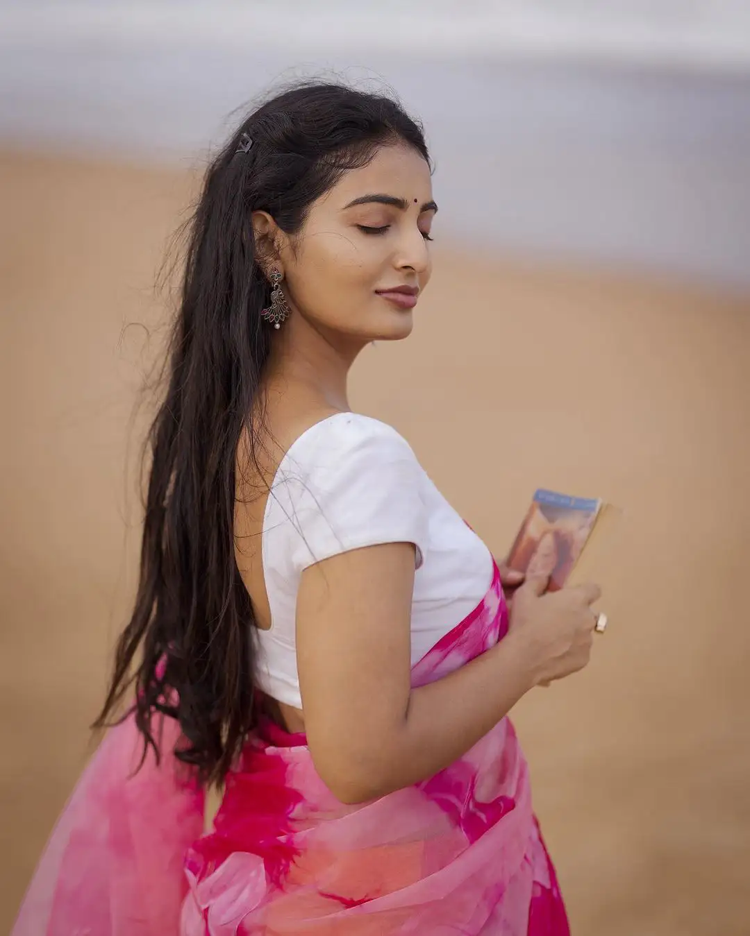 Ananya Nagalla Cute Photos in Saree at Beach