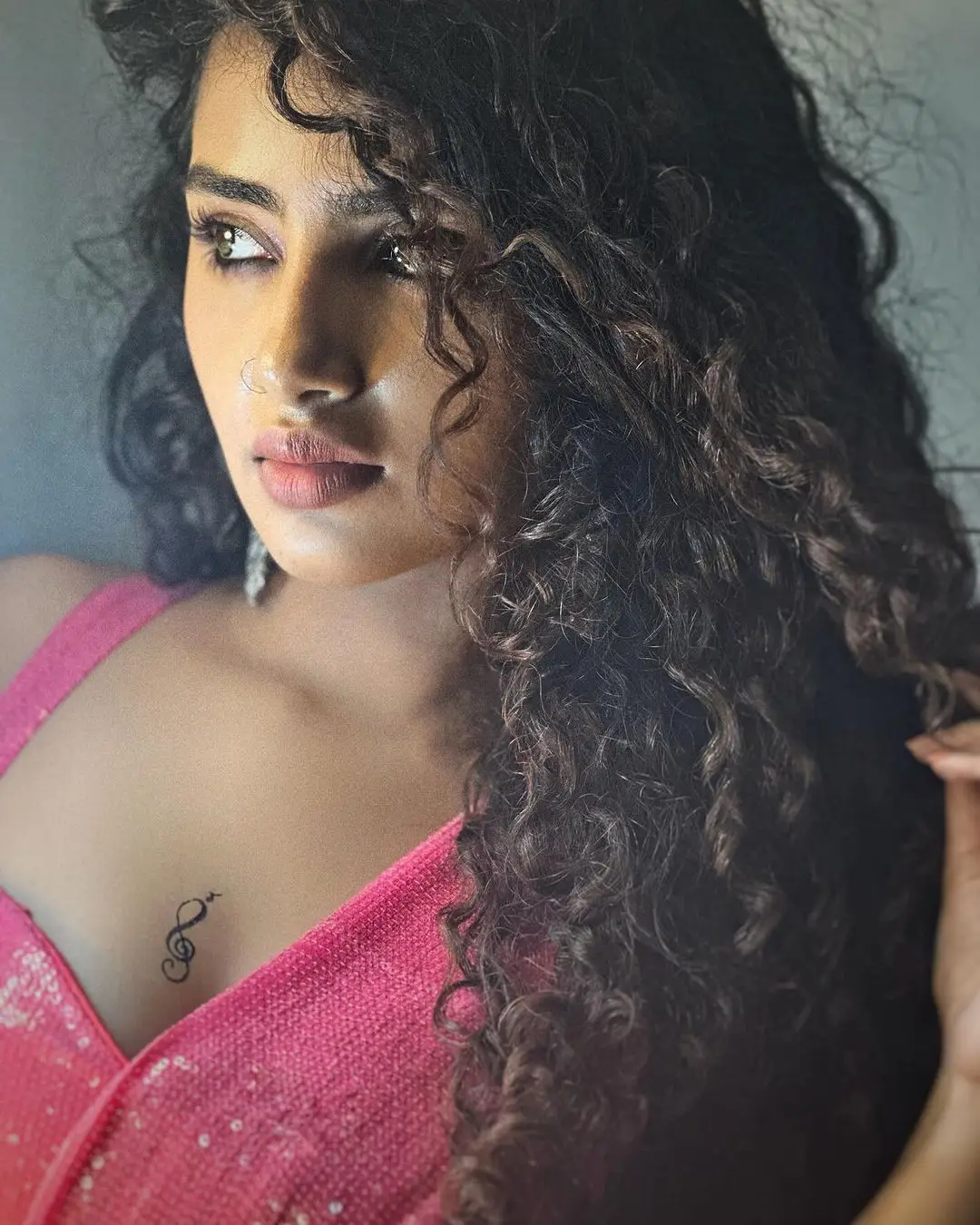 Anupama Parameswaran Dazzling Photo Shoot in Saree