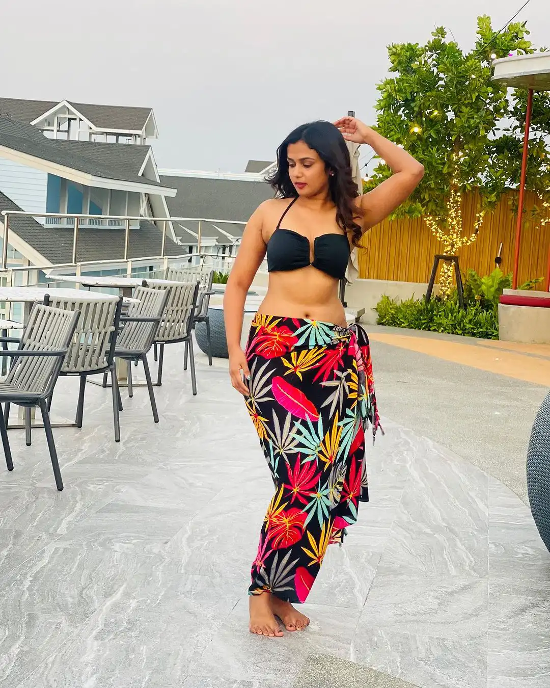 Ariyana Glory Dazzling Photo Shoot in Swim Wear