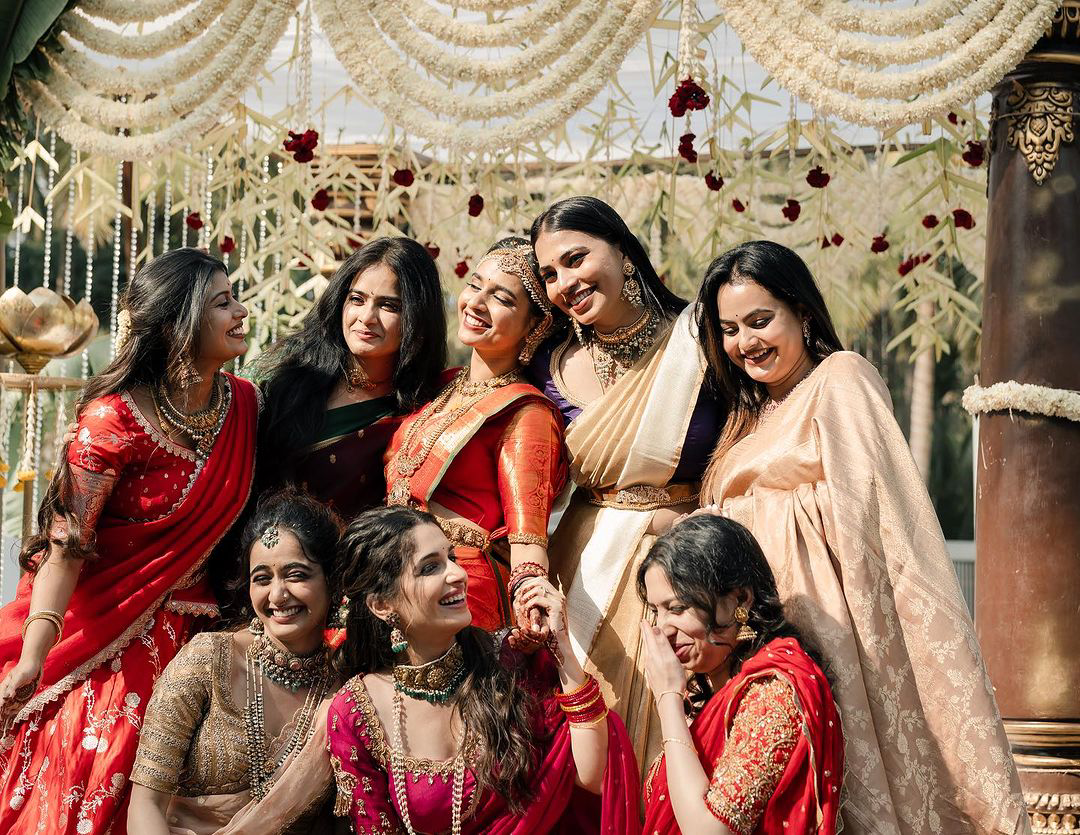 Ashika Ranganath Shares Her Sister anusha marriage Photos