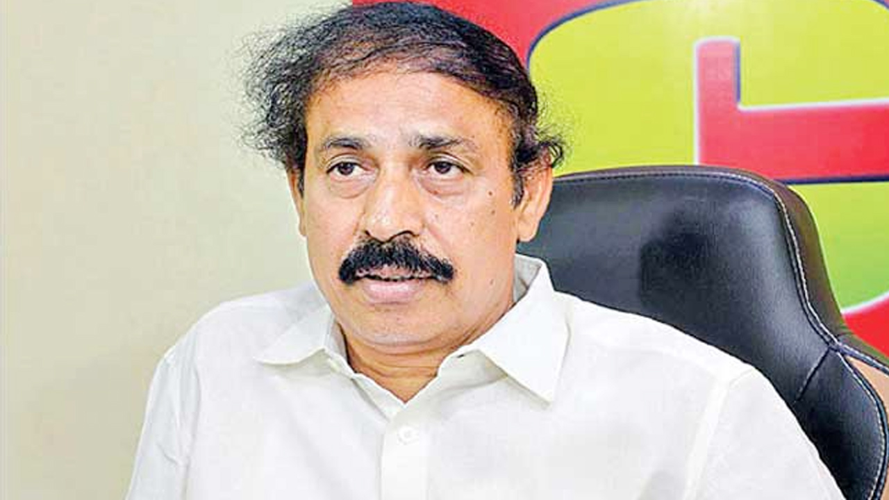 దళితులను అన్ని విధాలా జగన్ మోసం చేశారు: సీపీఐ రామకృష్ణ దళితులను అన్ని విధాలా జగన్ మోసం చేశారు: సీపీఐ రామకృష్ణ