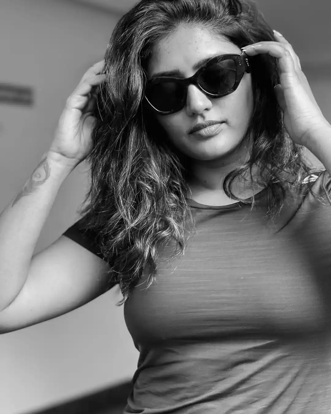 Eesha Rebba Stylish Photos in Gym Dress