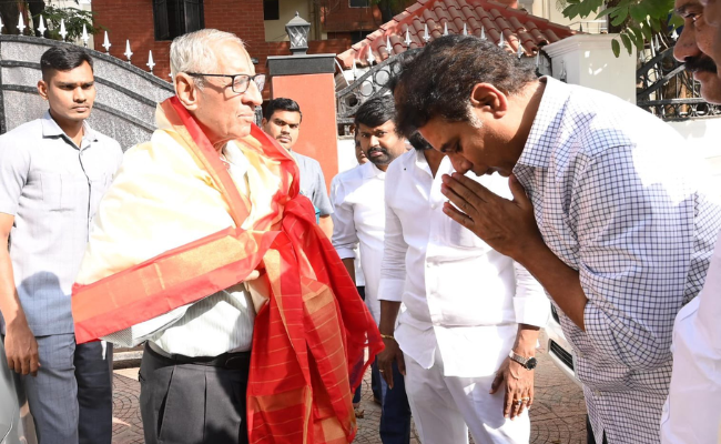 Former Governor Narasimhan with KTR