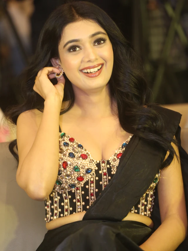 Geetanand Neha Solanki photos at Game On pre release event