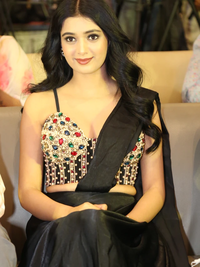 Geetanand Neha Solanki photos at Game On pre release event