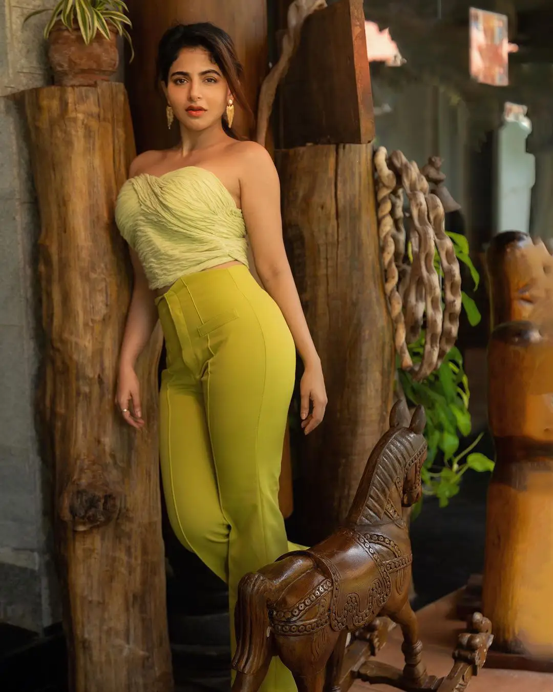 Iswarya Menon Sizzling Photo Shoot with New Model Dress