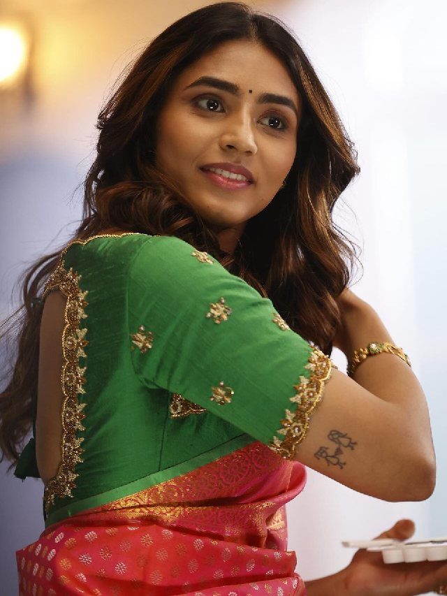 >సప్తమి చీర సింగారం..