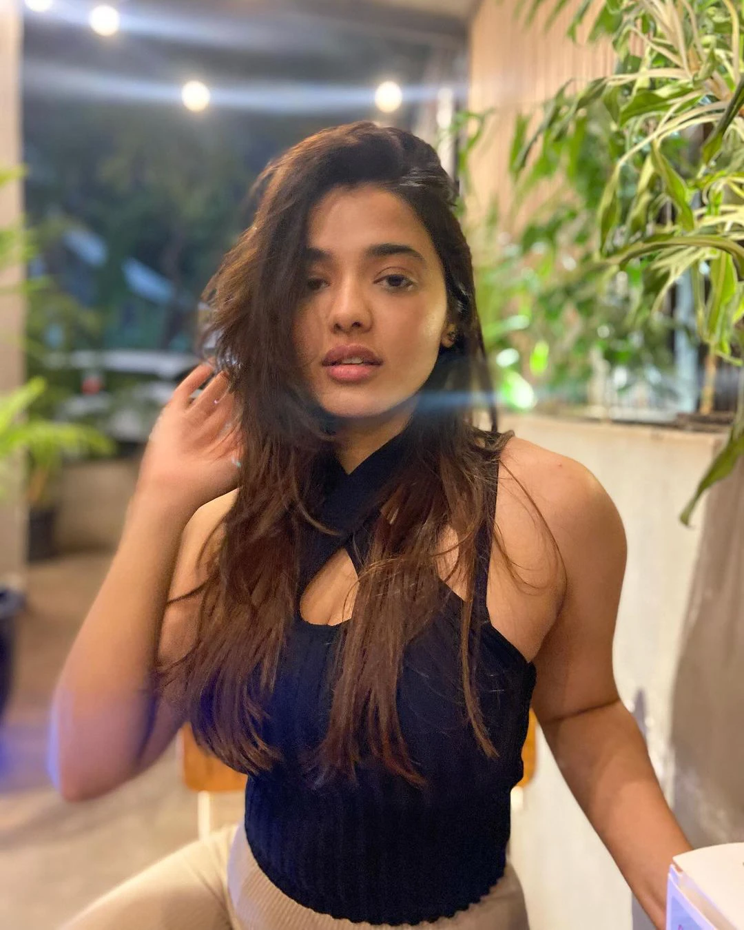 Ketika Sharma Simply Looks in Cafe