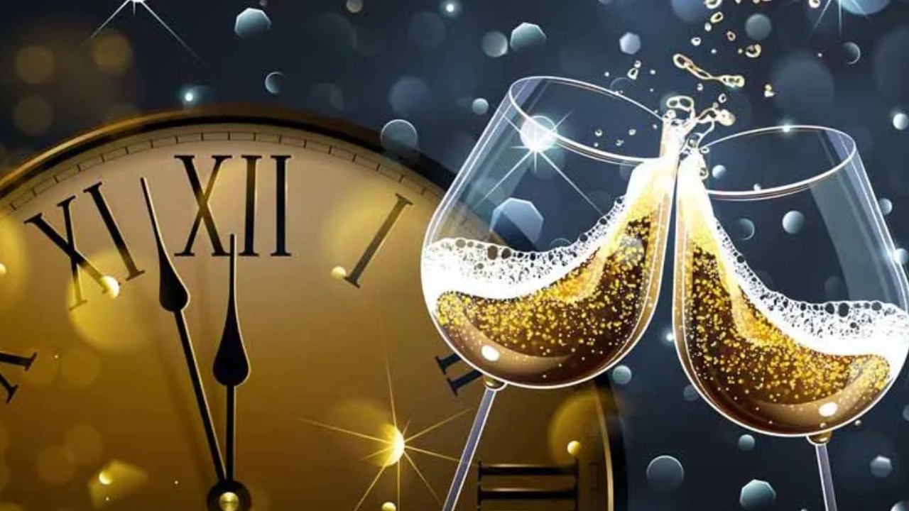 Liquor Sales in Telangana : బాబోయ్ ఫుల్లుగా తాగేశారు. నాలుగు రోజుల్లో మద్యం విక్రయాలు ఎంతో తెలుసా? Liquor Sales in Telangana : బాబోయ్ ఫుల్లుగా తాగేశారు. నాలుగు రోజుల్లో మద్యం విక్రయాలు ఎంతో తెలుసా?