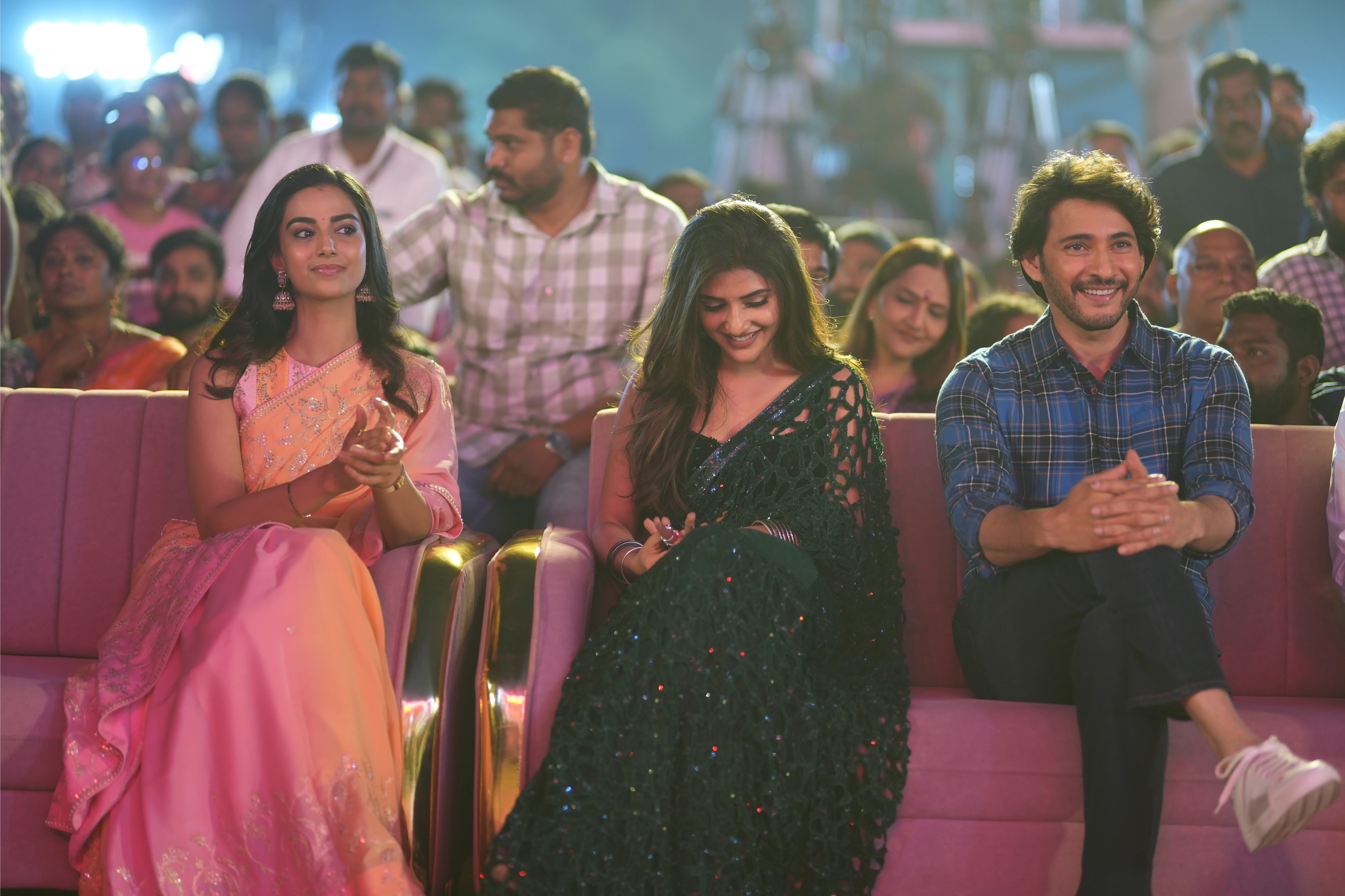 Mahesh Babu Sreeleela Meenakshi Chaudhary Photos at Guntur Kaaram pre release event