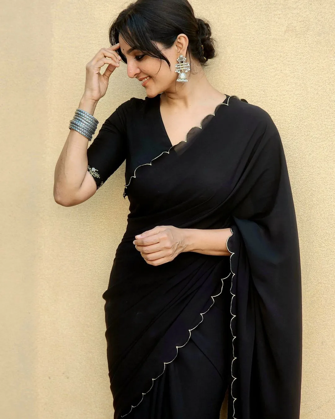 Malayala Actress Manju Warrier latest saree photos
