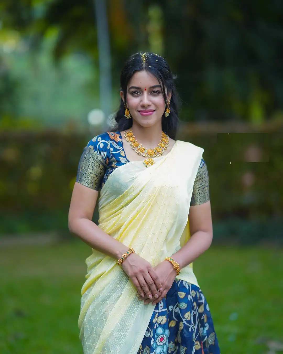 Mirnalini Ravi Sankranthi Special Photos in Half Saree