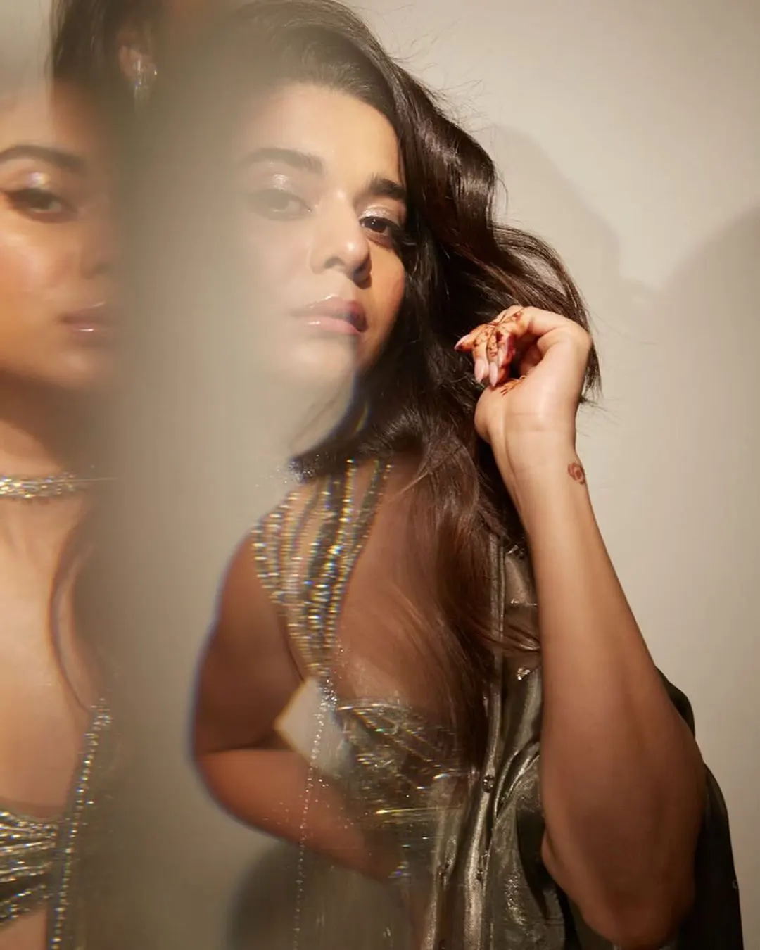 Mithila Palkar Mesmerizing Looks in Glittering Dress
