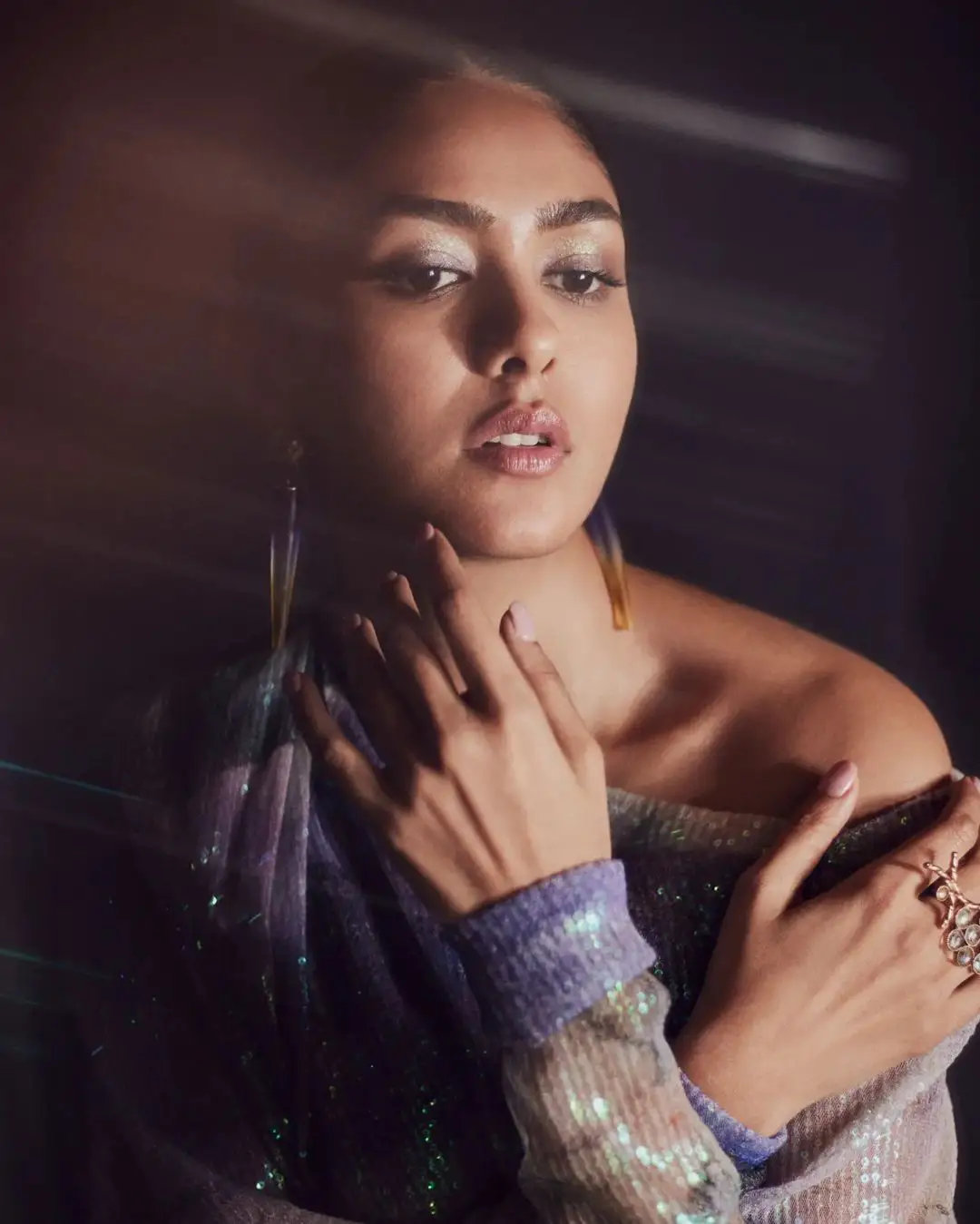 Mrunal Thakur Photo Shoot with Mighty Looks