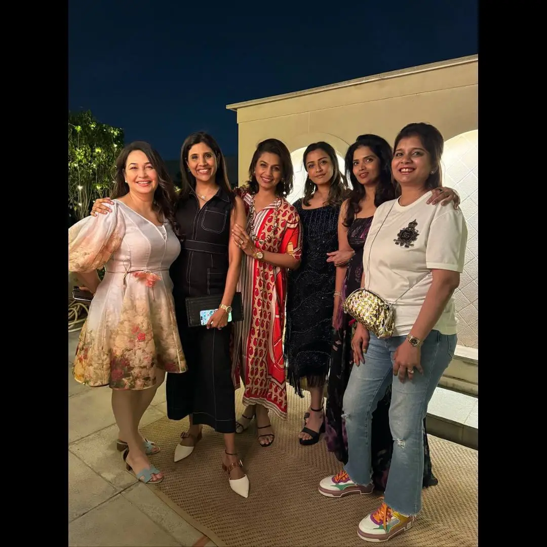 Mahesh Babu Wife Namrata Shirodkar Birthday Celebrations with Family & Friends
