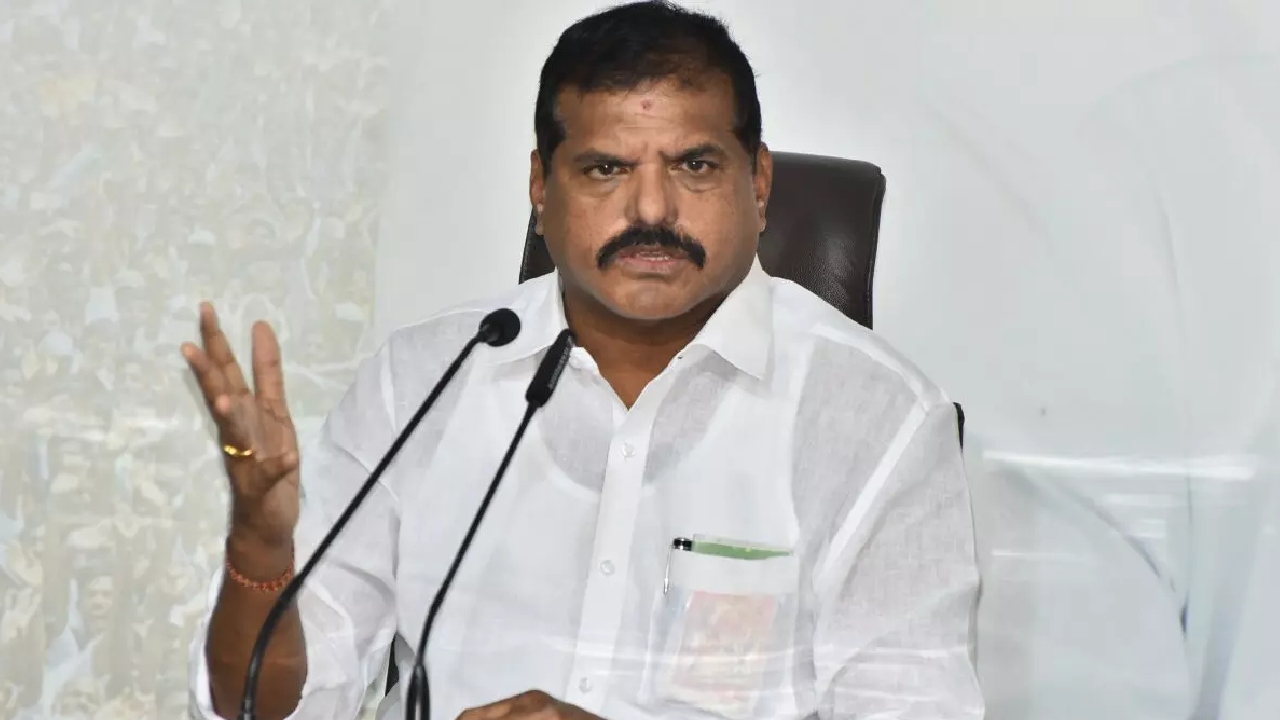 Minister Botsa Satyanarayana : మేము ఉద్యోగస్తులకు వ్యతిరేకం కాదు.. ఆ ఒక్కటి ఇప్పుడు కాదు.. Minister Botsa Satyanarayana : మేము ఉద్యోగస్తులకు వ్యతిరేకం కాదు.. ఆ ఒక్కటి ఇప్పుడు కాదు..