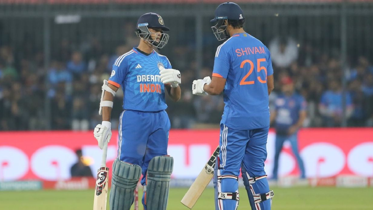 ICC T20I Rankings : టీ20 ర్యాంకింగ్స్.. భారత ఆటగాళ్ల హవా.. యశస్వి జైస్వాల్ 7, శివమ్ దూబె 207 స్థానాలు ఎగబాకి.. ICC T20I Rankings : టీ20 ర్యాంకింగ్స్.. భారత ఆటగాళ్ల హవా.. యశస్వి జైస్వాల్ 7, శివమ్ దూబె 207 స్థానాలు ఎగబాకి..