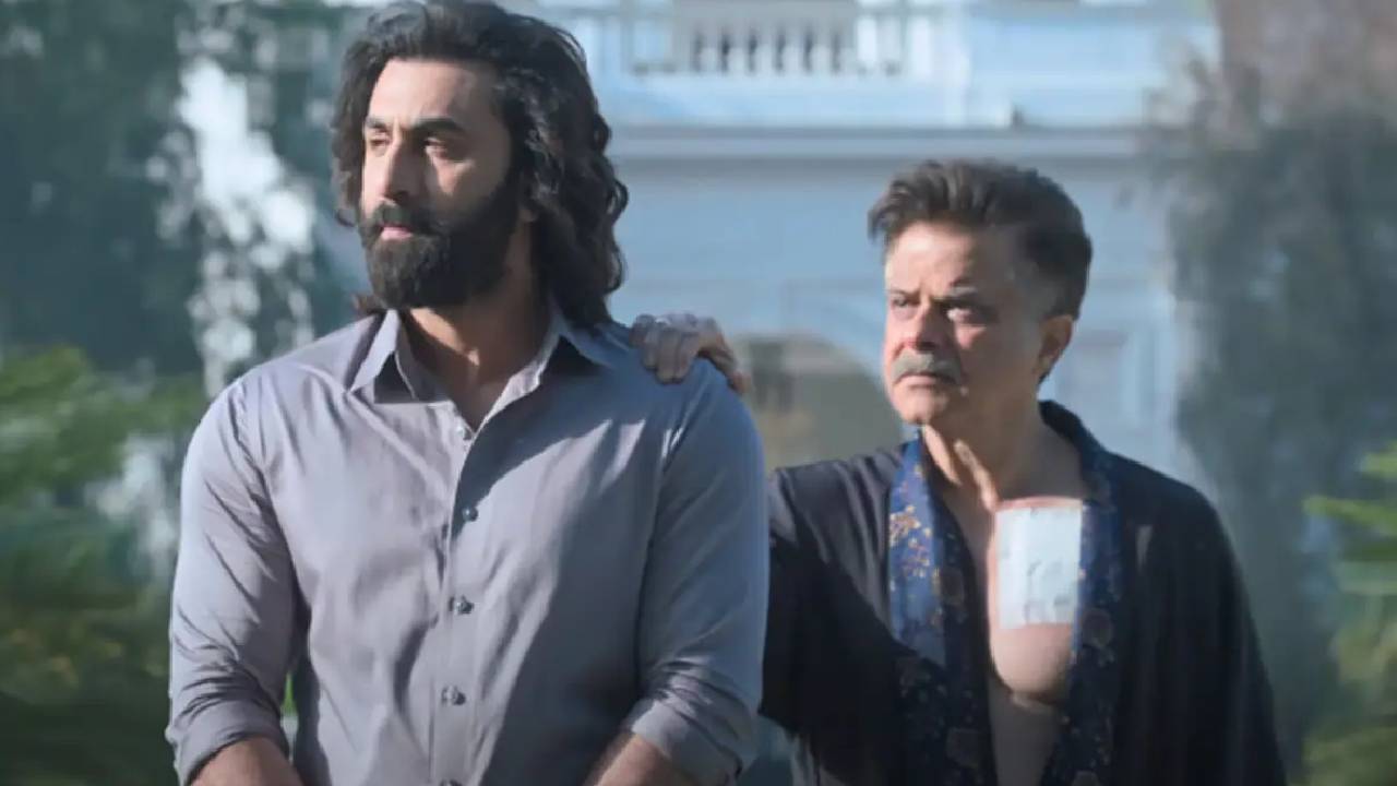 Animal : యానిమల్లో నాన్న సెంటిమెంట్.. నాన్న అనే పదం ఎన్నిసార్లు వచ్చిందో గమనించారా? Animal : యానిమల్లో నాన్న సెంటిమెంట్.. నాన్న అనే పదం ఎన్నిసార్లు వచ్చిందో గమనించారా?