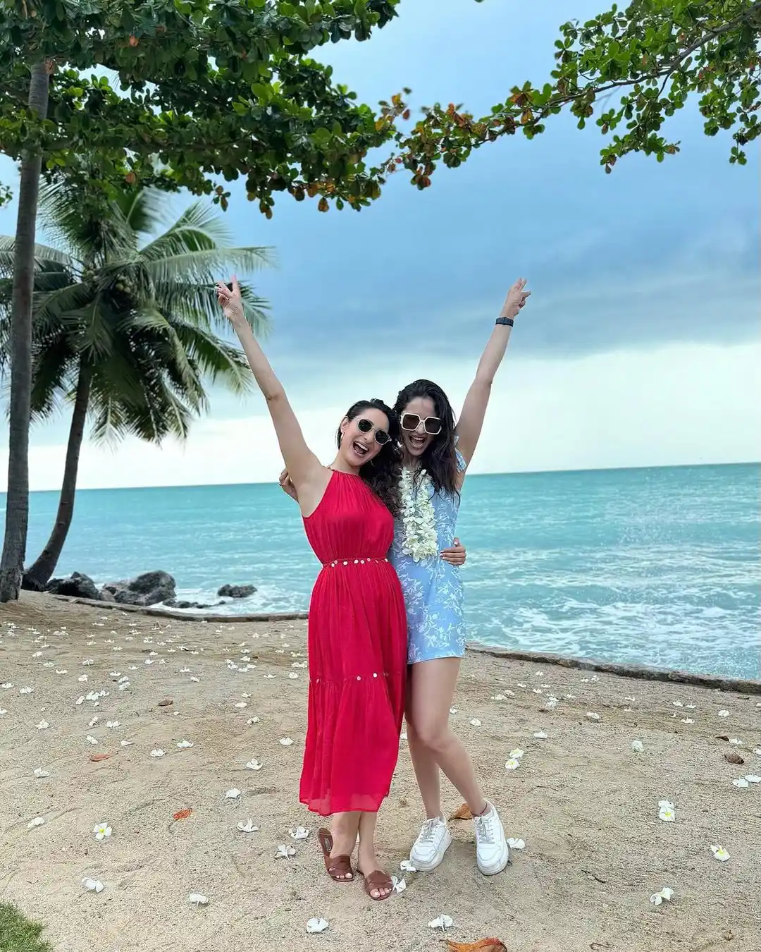 Pragya Jaiswal Birthday Celebrations with Friends