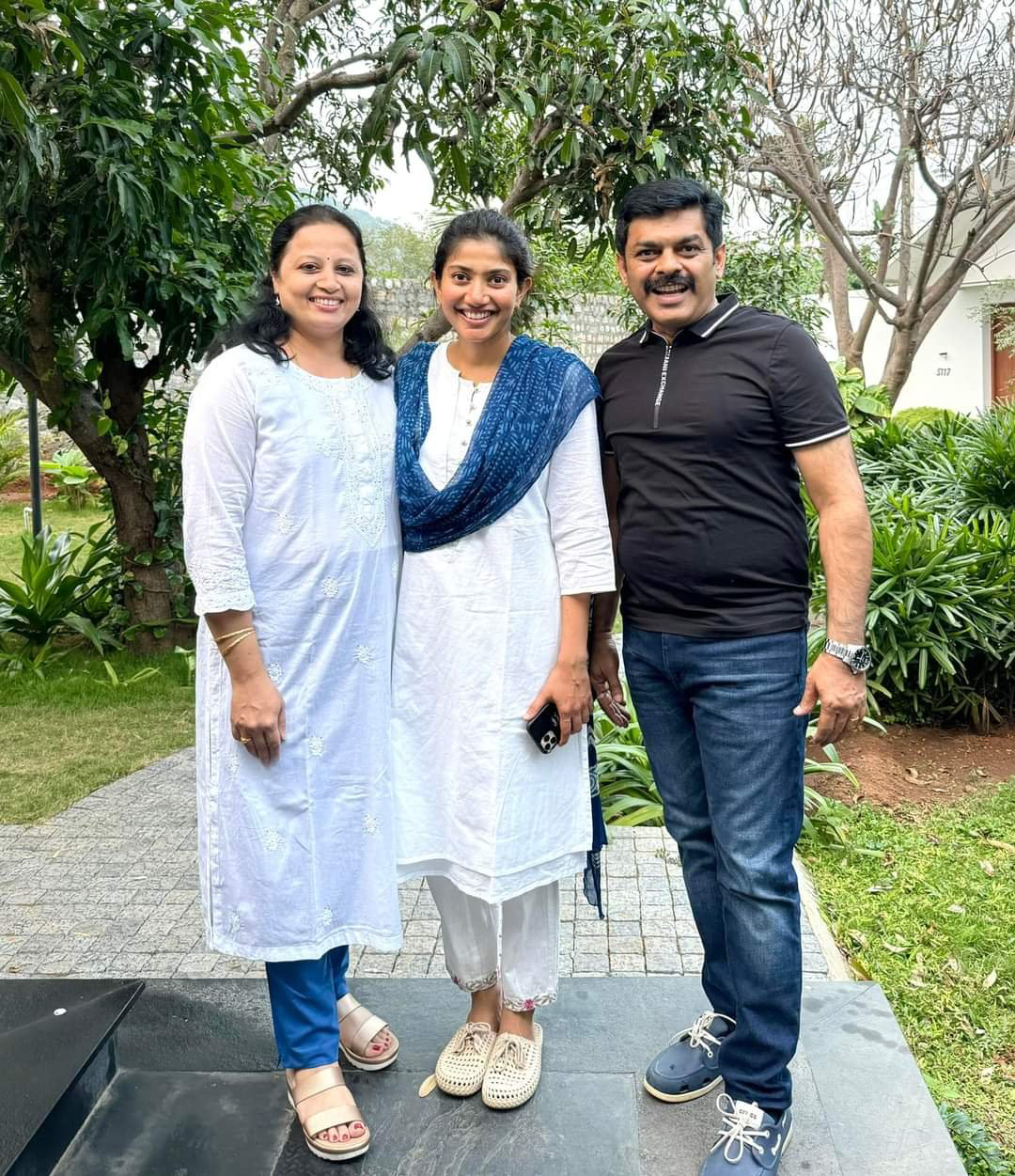 Sai Pallavi Younger Sister Pooja Kannan share her Engagement Photos in instagram