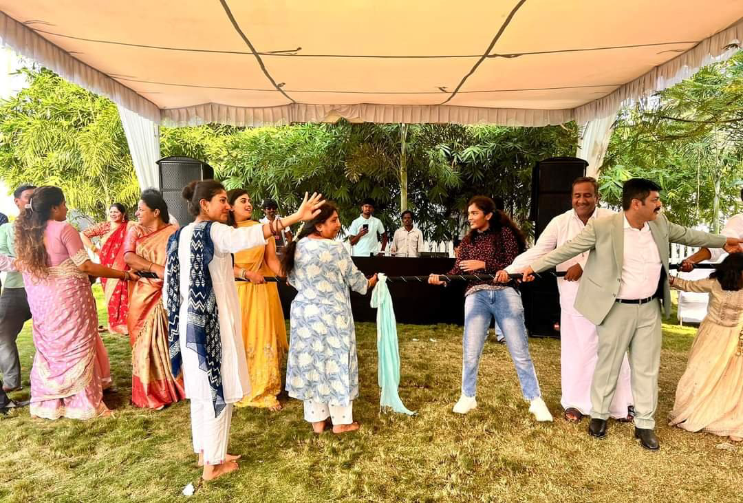 Sai Pallavi Younger Sister Pooja Kannan share her Engagement Photos in instagram