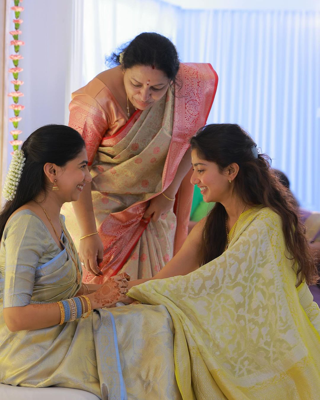 Sai Pallavi shares her Sister Pooja Kannan Engagement Photos