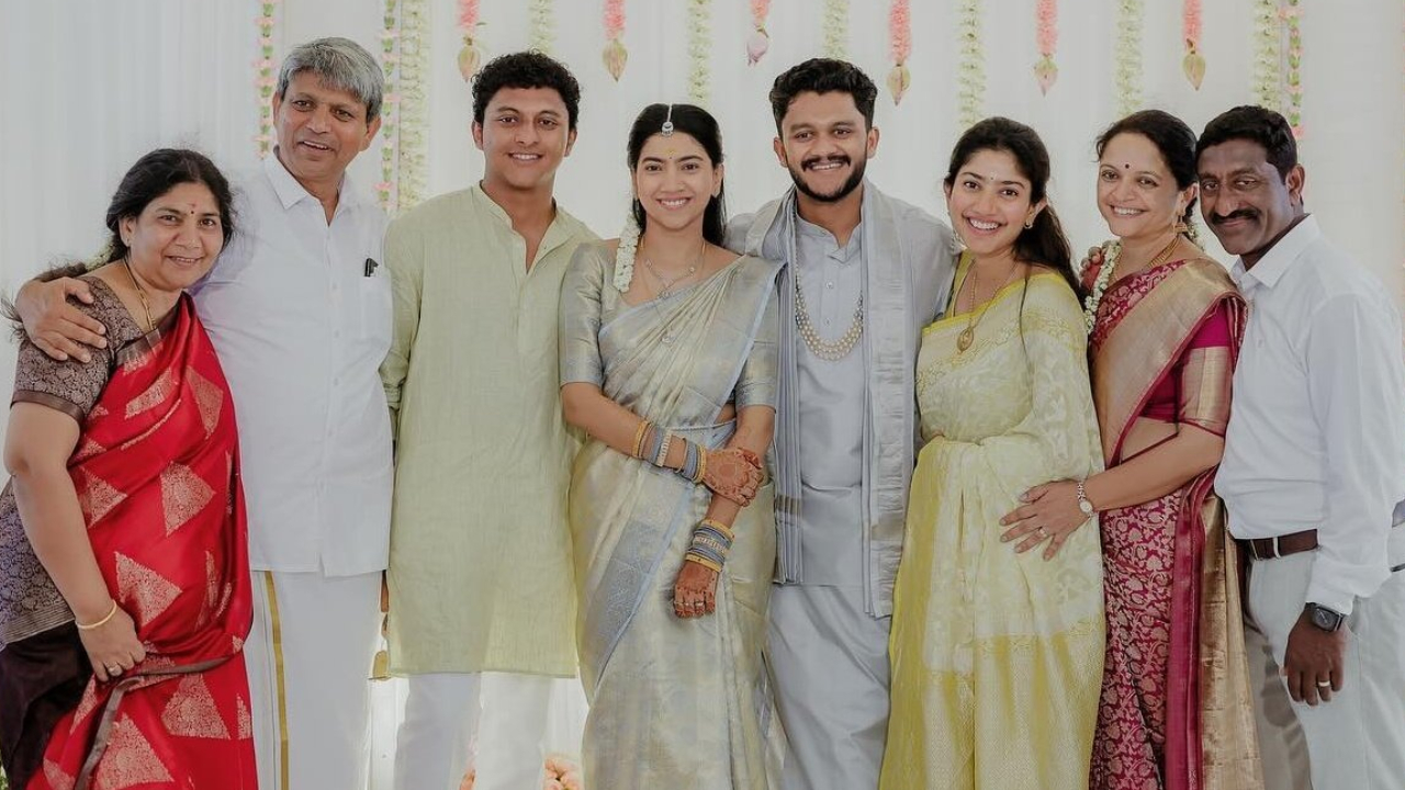 Pooja Kannan : సాయి పల్లవి చెల్లెలు.. పూజ కన్నన్ నిశ్చితార్థం ఫోటోలు వచ్చేశాయి.. Pooja Kannan : సాయి పల్లవి చెల్లెలు.. పూజ కన్నన్ నిశ్చితార్థం ఫోటోలు వచ్చేశాయి..
