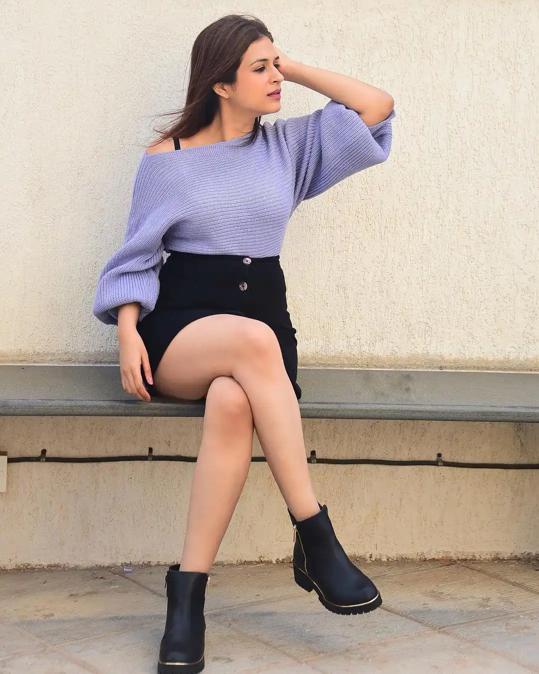 Shraddha Das Stunning Looks in Short Skirt Dress