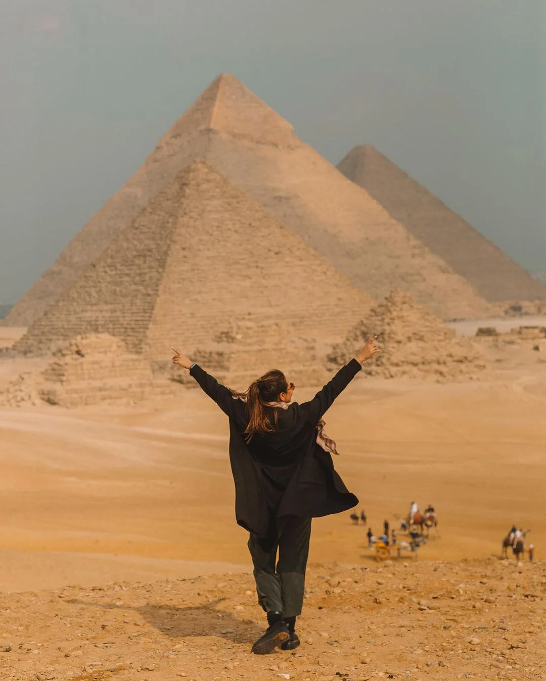 Sonakshi Sinha Stylish Looks at Egypt Pyramids